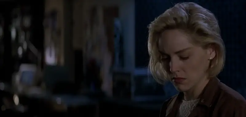 download sliver (1993) bluray dual audio {hindi-english} 480p [350mb] | 720p [1.2gb] | 1080p [3.3gb]