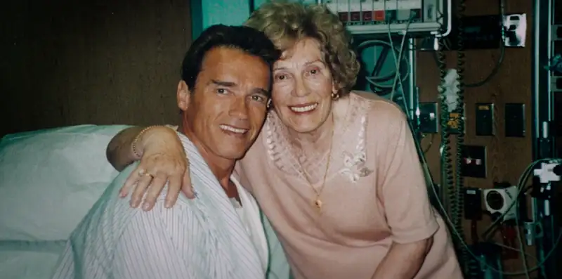 download arnold (2023) season 1 complete dual audio {hindi-english} netflix original 480p | 720p | 1080p web-dl