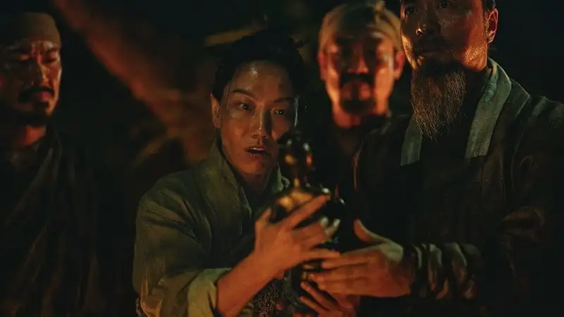 download uprising | netflix original (2024) multi audio {hindi-english-korean} web-dl 480p [450mb] | 720p [1.3gb] | 1080p [2.8gb] hd