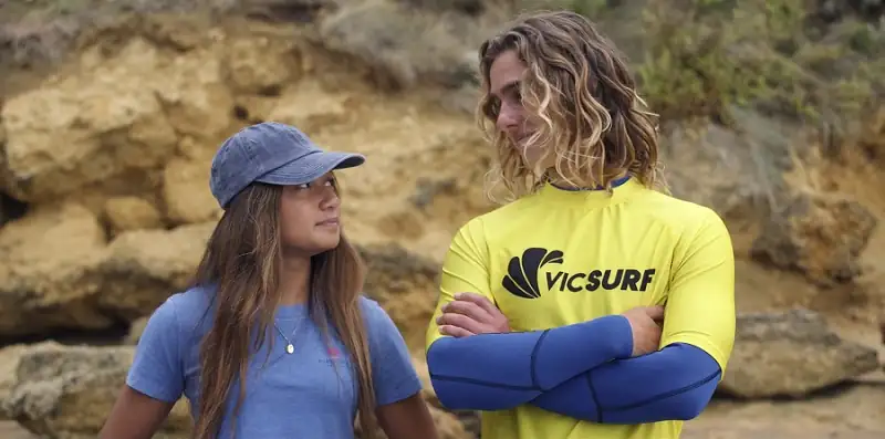 download surviving summer (season 1-2) complete dual audio {hindi-english} 720p [170mb] 10bit hevc web-dl